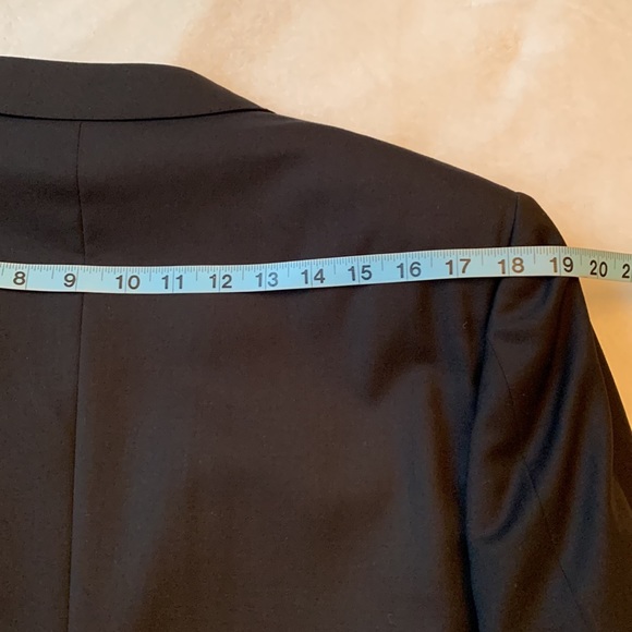 Canali black men’s suit - Picture 8 of 16